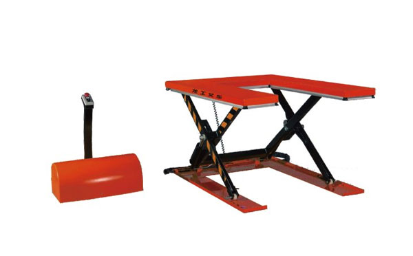 1740986631961378.jpg U型电动升降平台.jpg